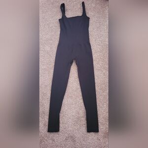 Black Ribbed High-Waisted Leggings